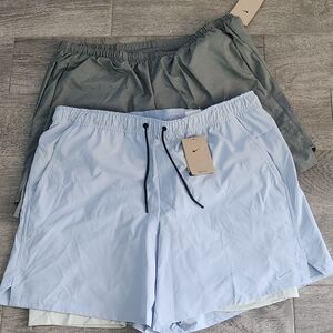 Bundle of 2 Nike shorts!